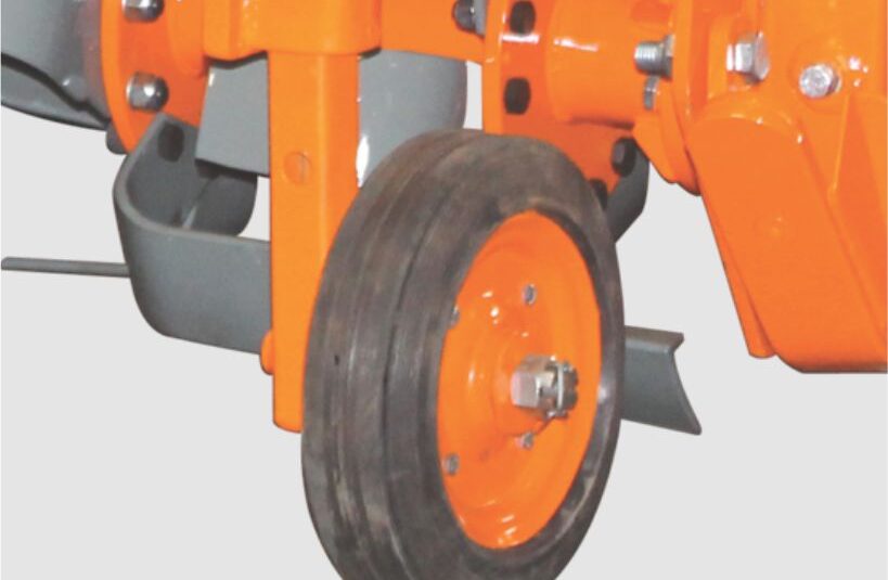 Side Shifting Rotary Tiller